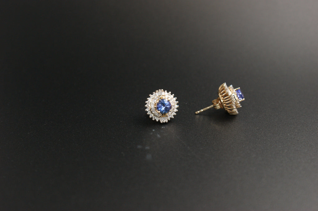 010-14ct Yellow Gold Tanzanite & Diamond Cluster Earrings