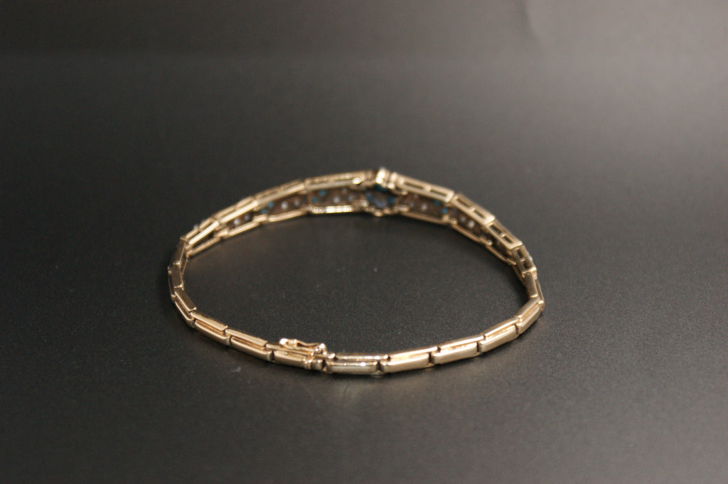 015-Victorian Style 9ct Gold Turquoise and Seed Pearl Bracelet.