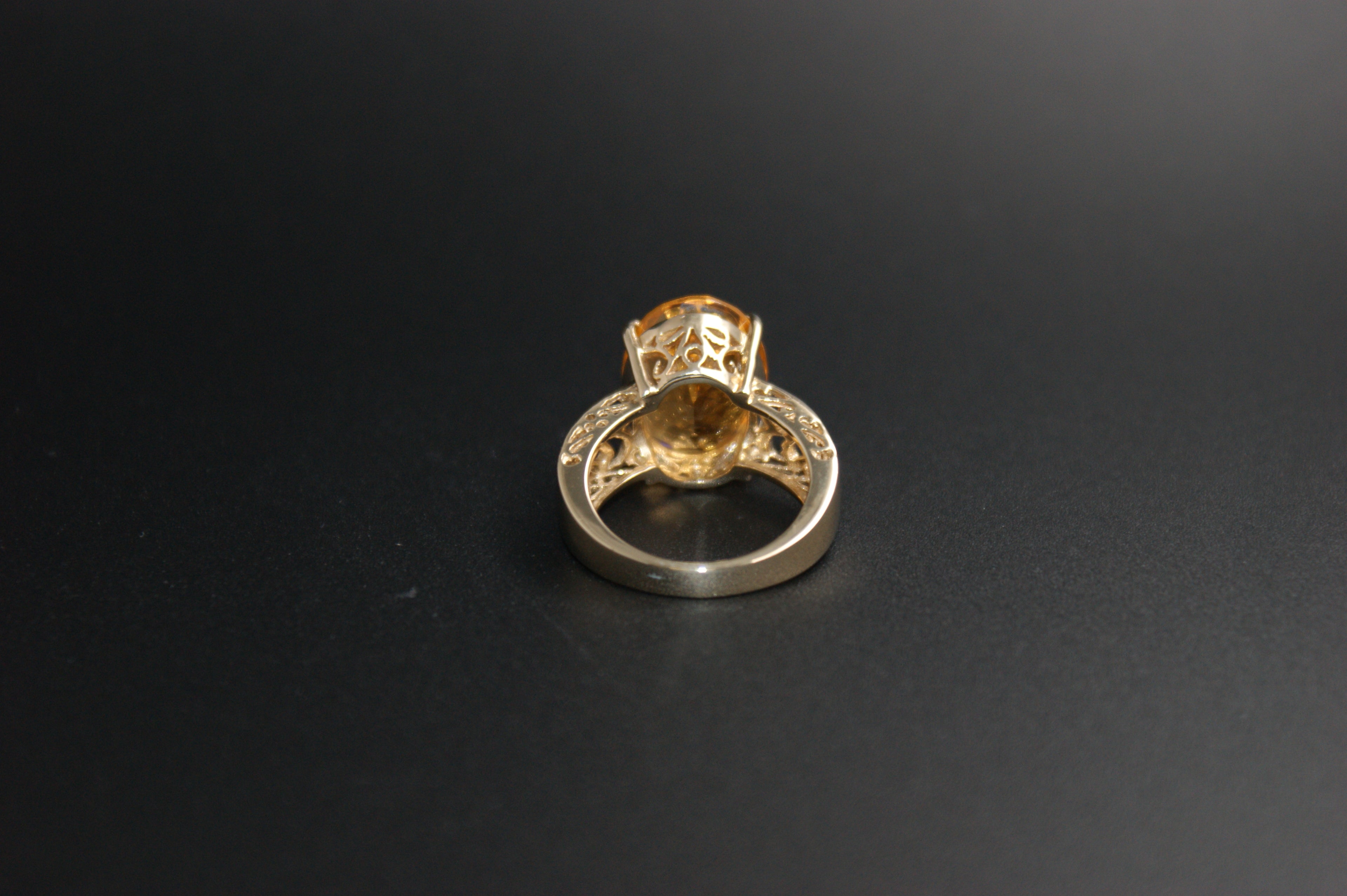 014-9ct Gold Oval Citrine Ring with Openwork Heart Shoulders