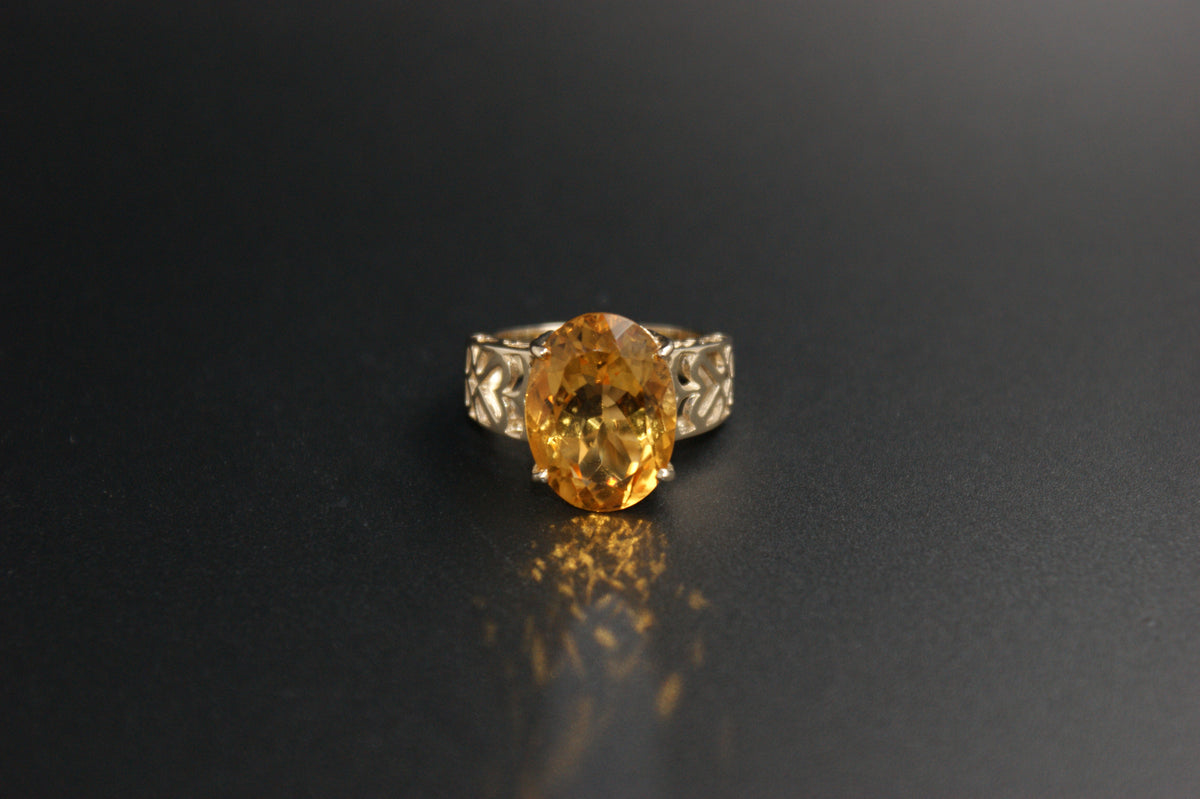 014-9ct Gold Oval Citrine Ring with Openwork Heart Shoulders
