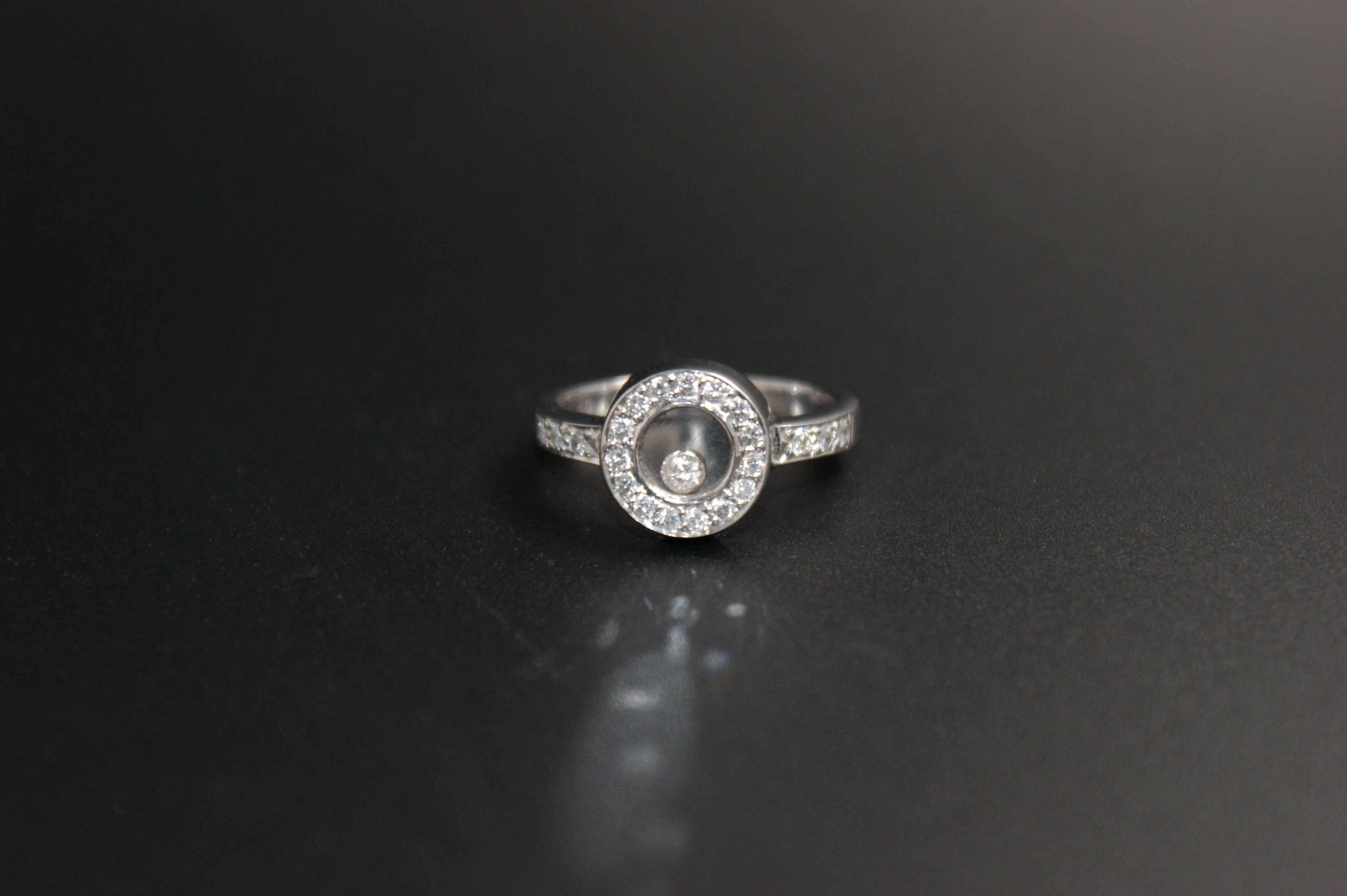 013-18t White Gold Floating/Moving Diamond Halo Ring