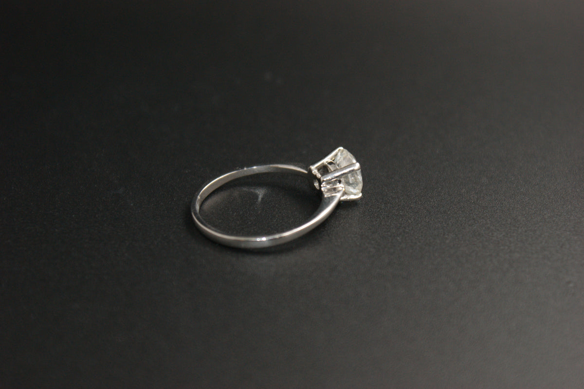 08-Platinum 1.5ct diamond ring