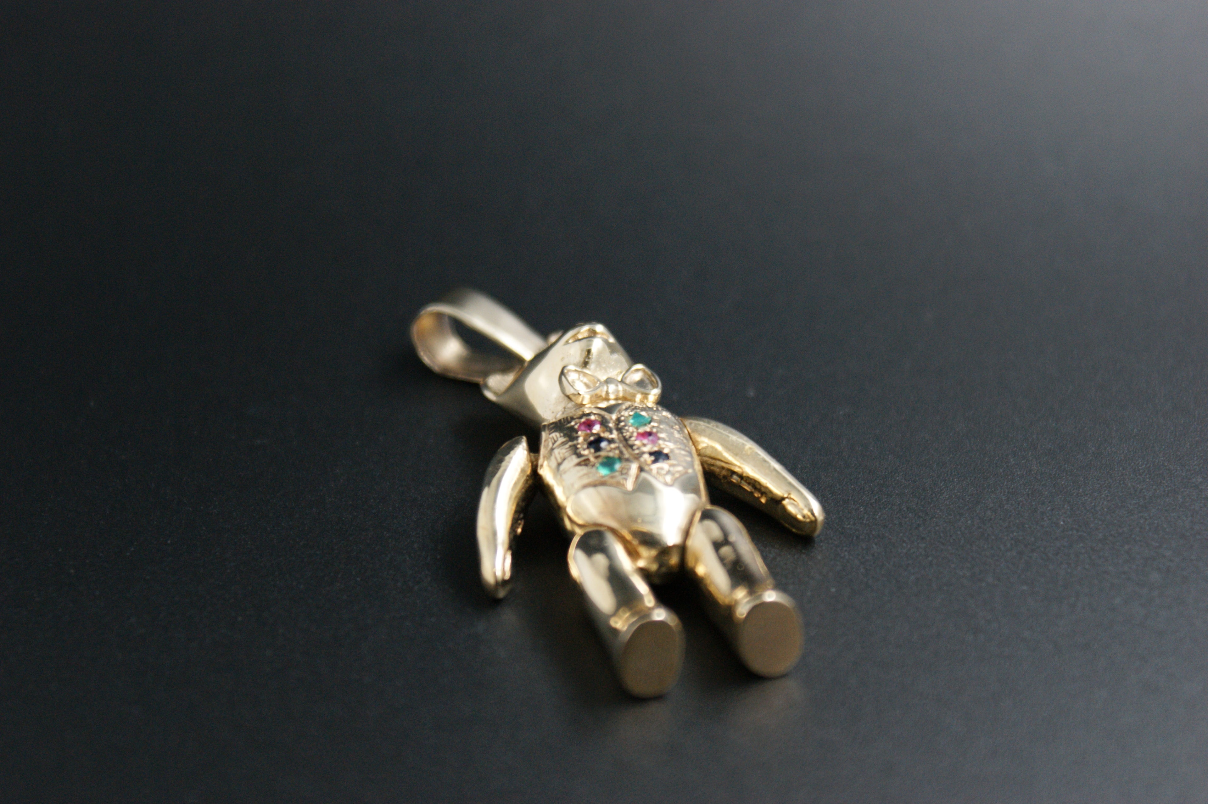 07-9ct teddy bear Pendant