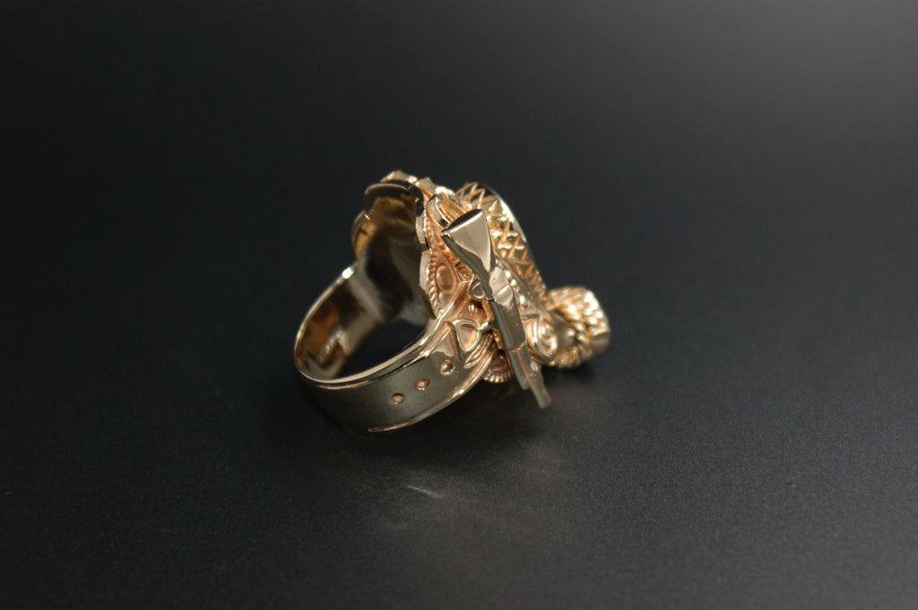 06-9ct Mexican Saddle Ring