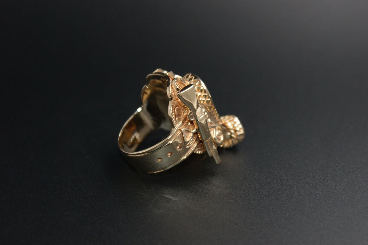 06-9ct Mexican Saddle Ring