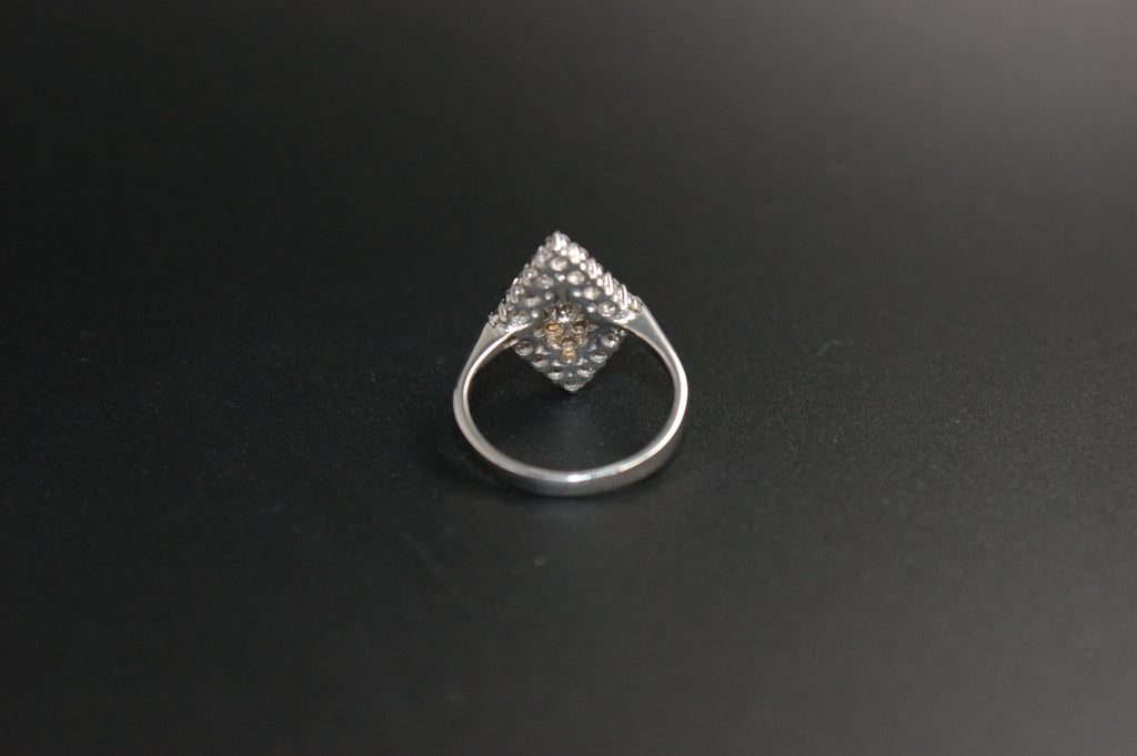 03-18ct White Gold 0.85ct Diamond Rhombus cluster Ring