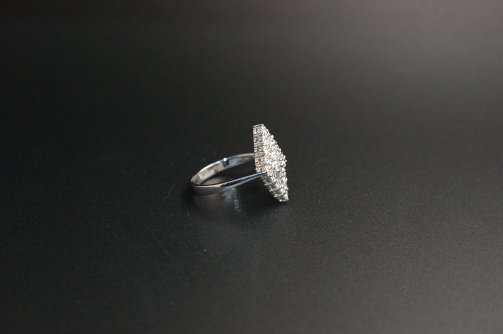 03-18ct White Gold 0.85ct Diamond Rhombus cluster Ring