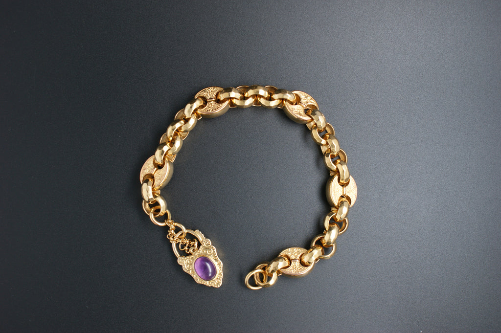 025-9ct Gold Engraved '' Button '' Link Bracelet with Amethyst Padlock Clasp