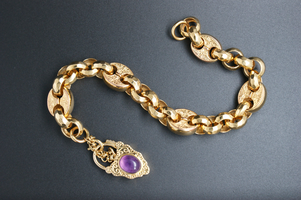 025-9ct Gold Engraved '' Button '' Link Bracelet with Amethyst Padlock Clasp