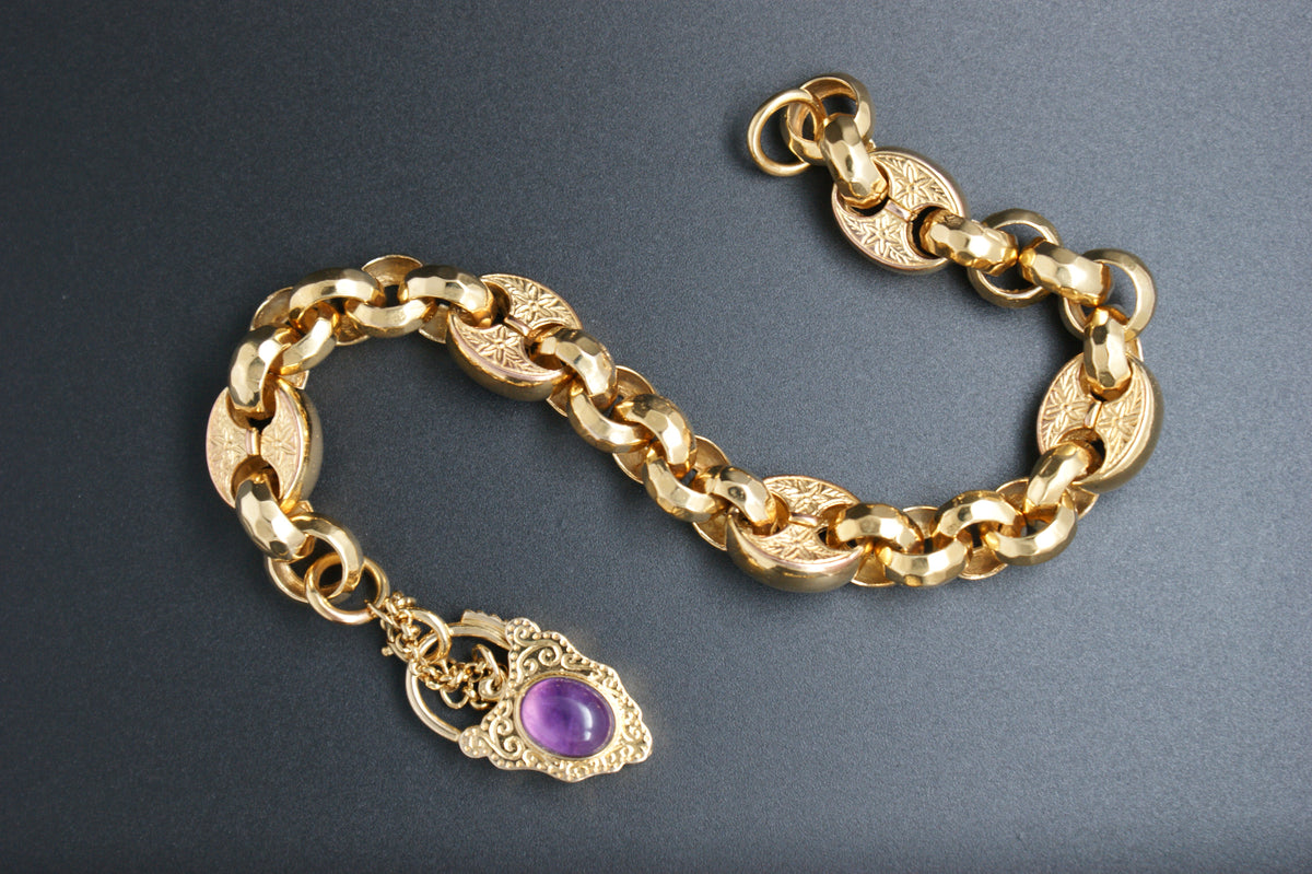 025-9ct Gold Engraved '' Button '' Link Bracelet with Amethyst Padlock Clasp