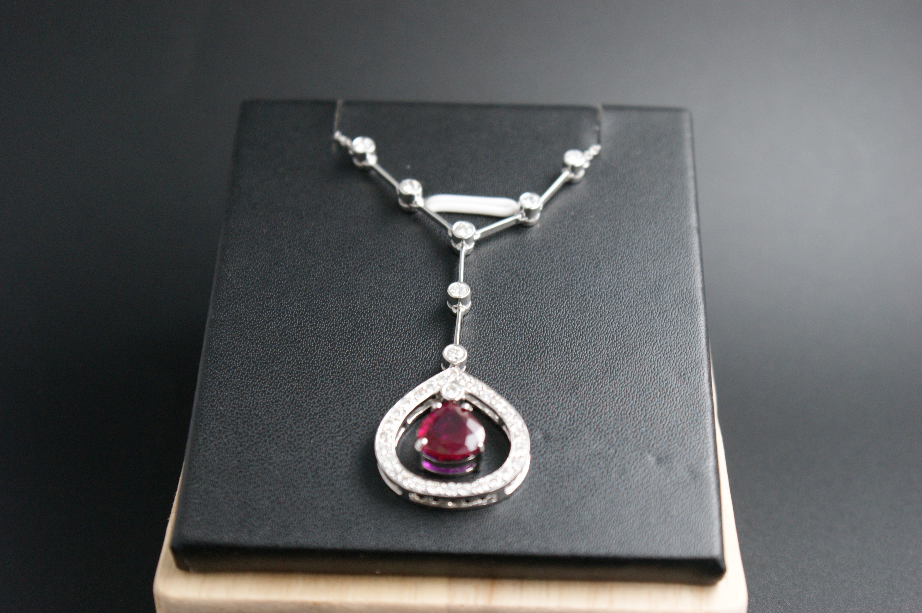 031-18ct White Gold Pear Ruby & Diamond Y-drop Necklace