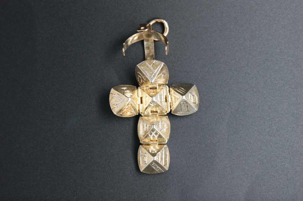 033-9ct Gold & Silver Masonic Folding Ball Cross Fob/Pendant
