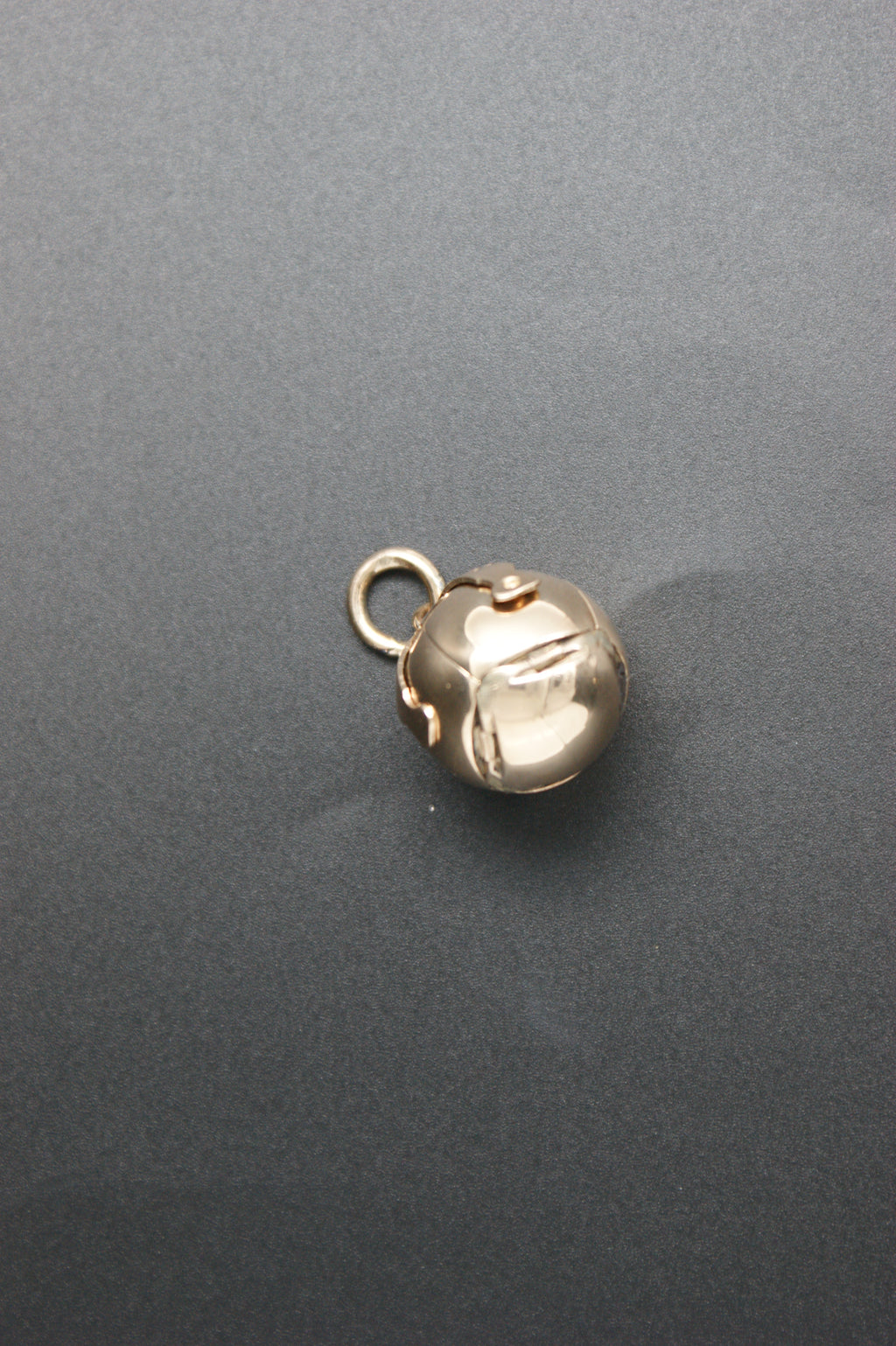 033-9ct Gold & Silver Masonic Folding Ball Cross Fob/Pendant