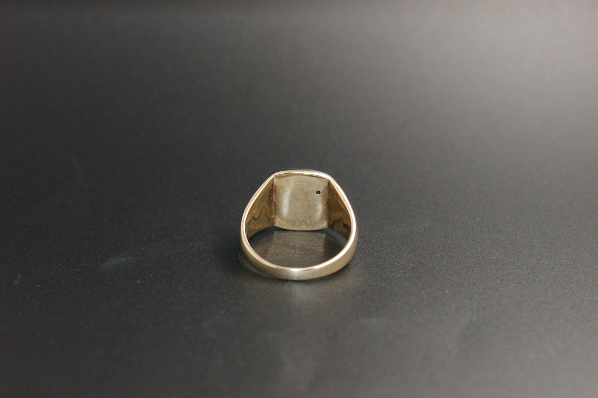 034-9ct Gold Engraved Signet Ring with Star-set Diamond.