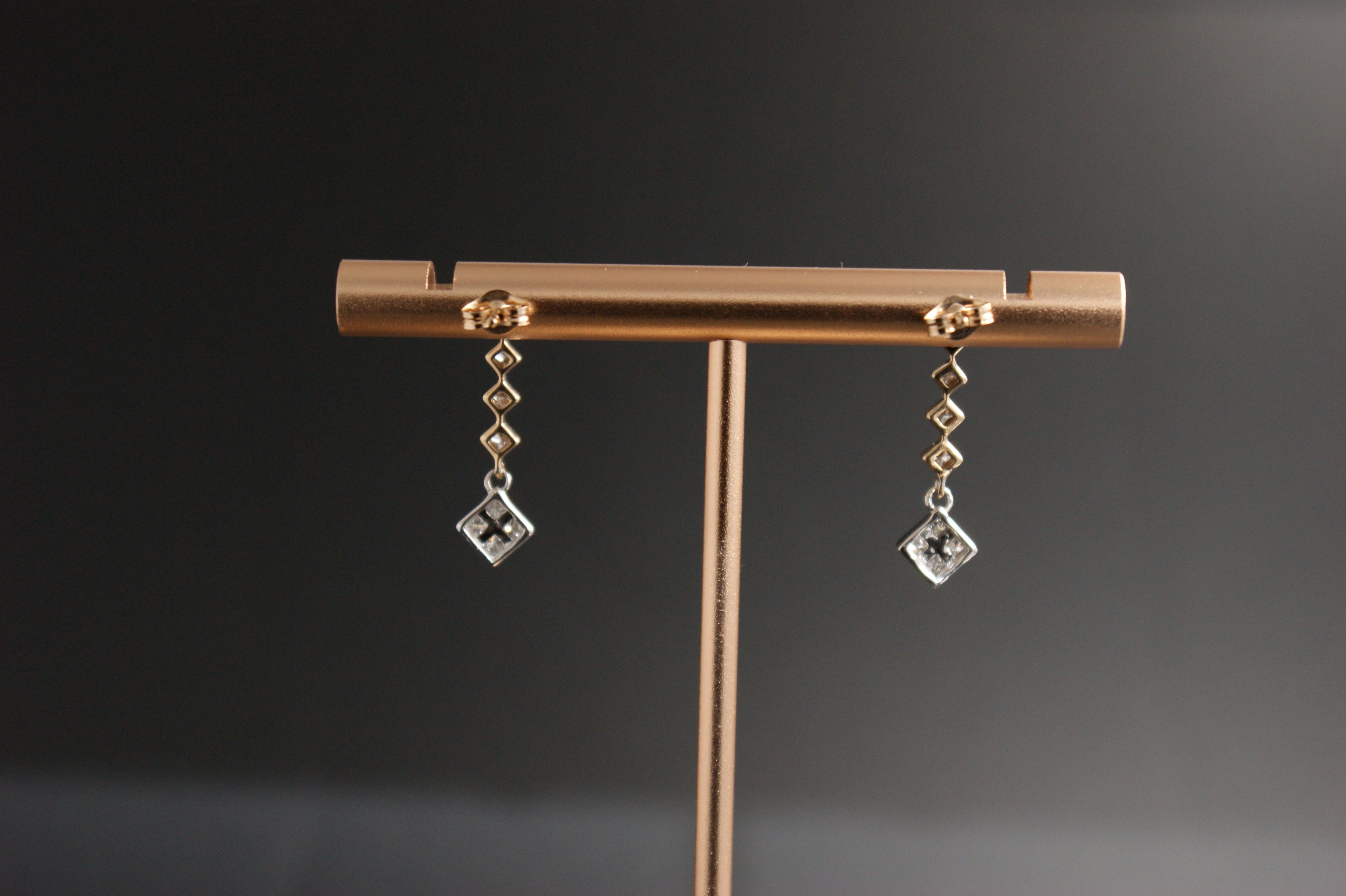 035-9ct Yellow & white gold Diamond Geometric Drop Earrings.
