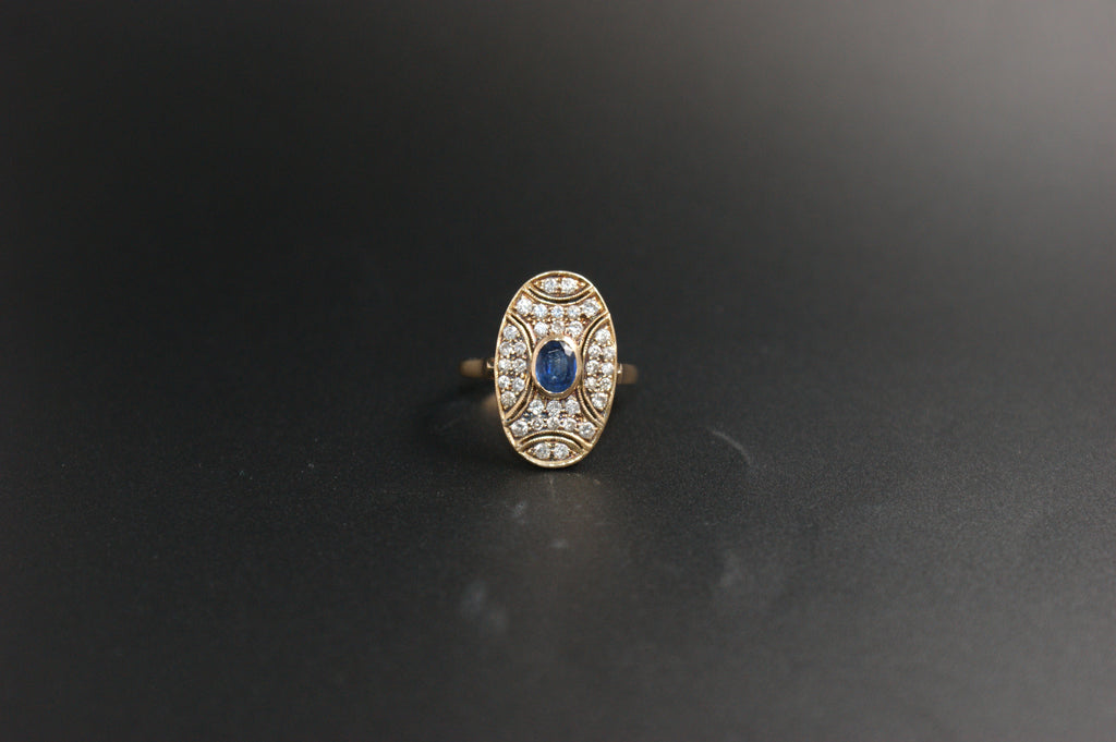 048-18ct Gold Sapphire & Diamond Art Deco Style Ring.