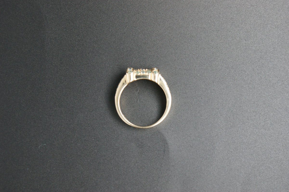 049- 9ct Alexandrite Stone Set Ring