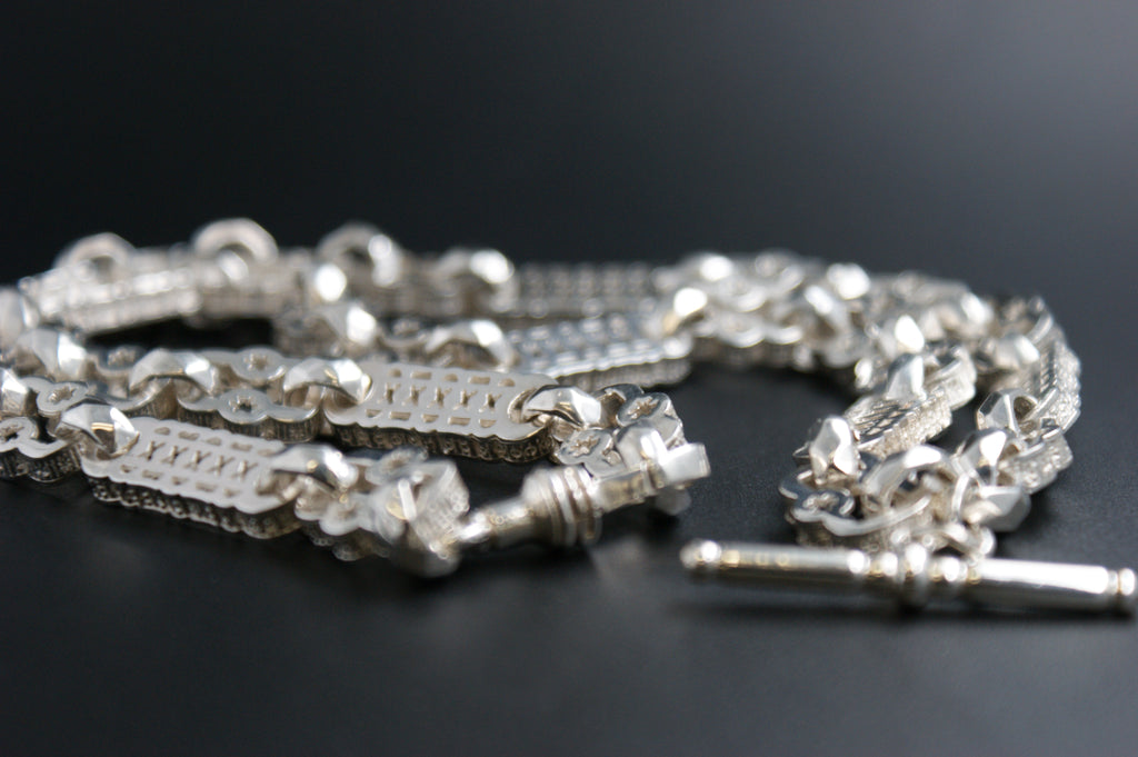052- Sterling Silver ''Stars and Bars'' Necklace