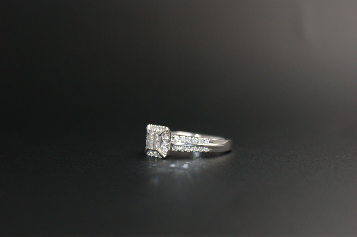 058- 18ct white diamond halo ring