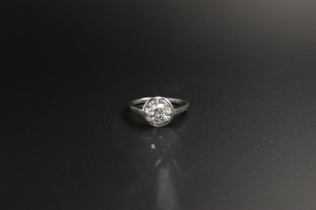 065- 18ct White Gold 1.00ct Solitaire Diamond Ring