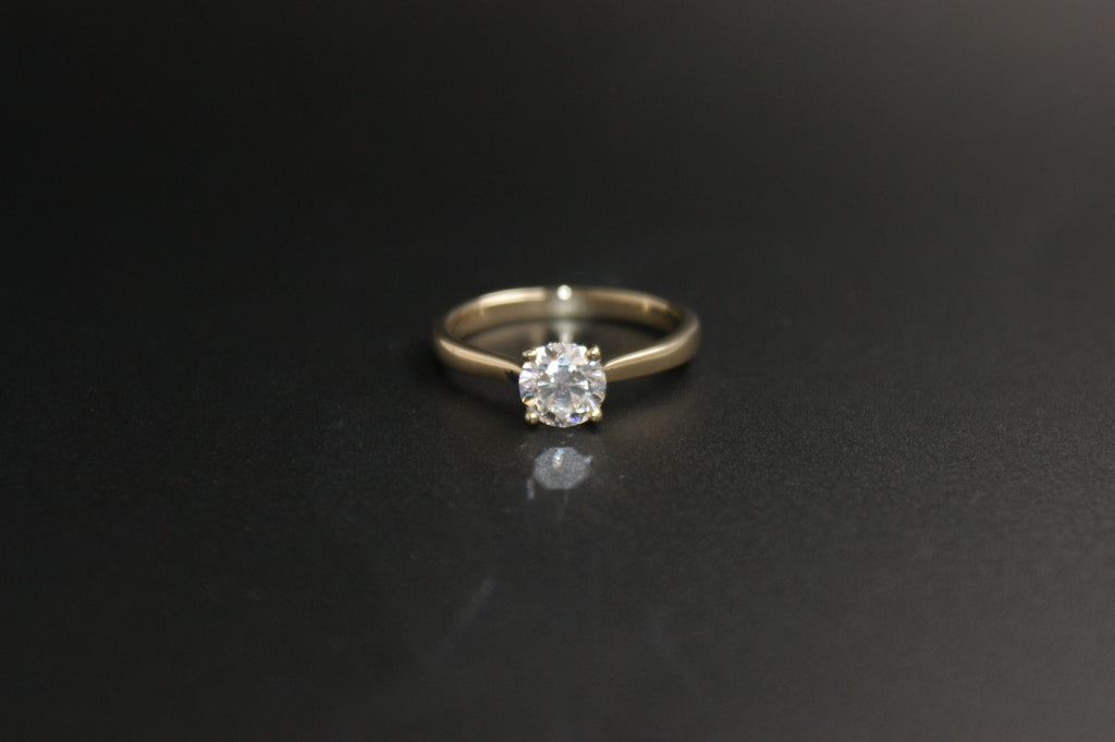 066-9ct Gold 1.00ct Lab-Grown Solitaire Diamond Ring