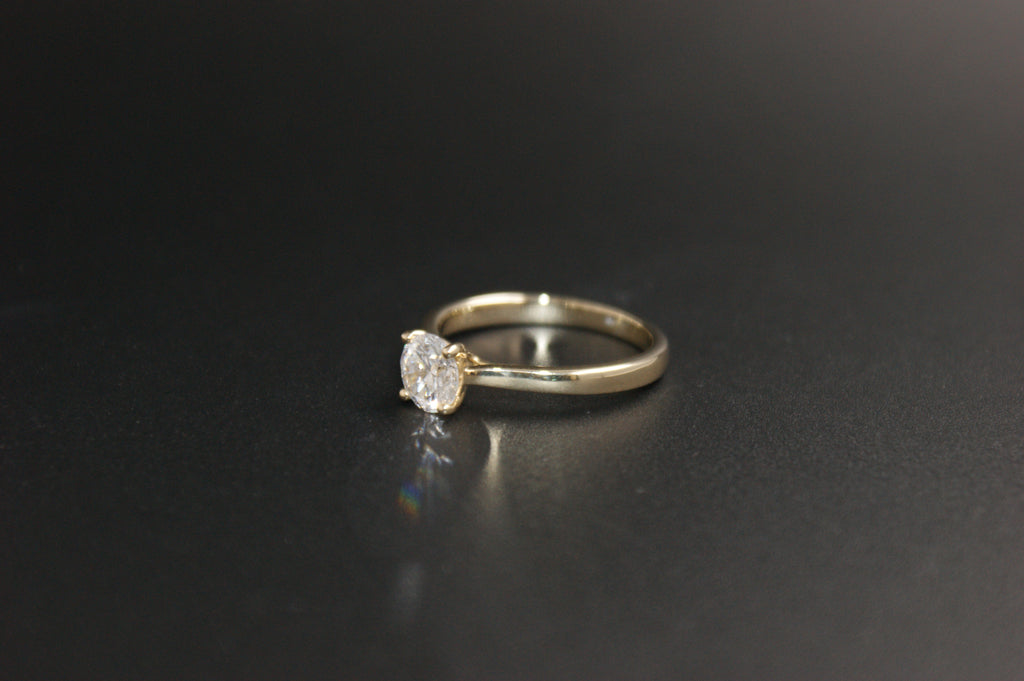 066-9ct Gold 1.00ct Lab-Grown Solitaire Diamond Ring
