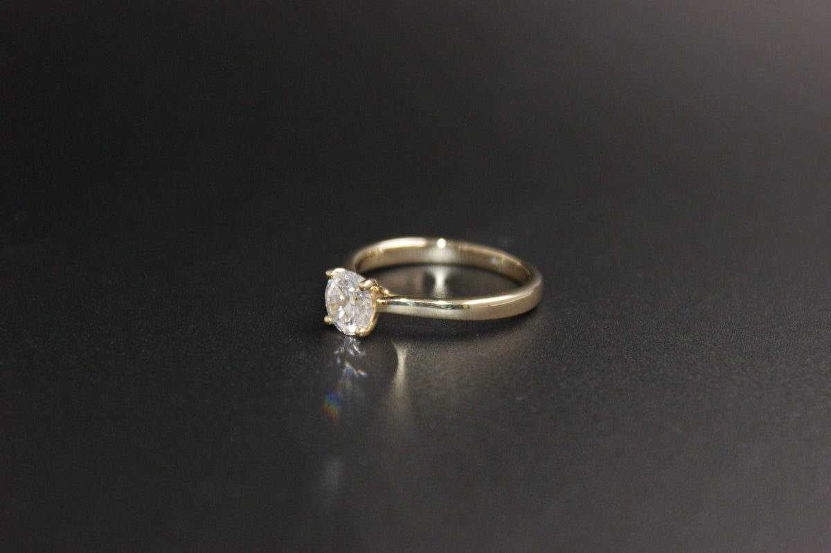 066-9ct Gold 1.00ct Lab-Grown Solitaire Diamond Ring