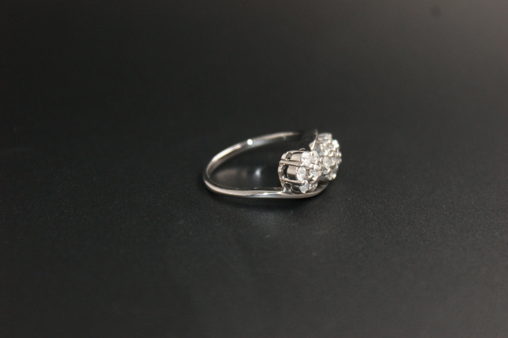 068-18ct White Gold Triple Cluster Diamond Ring