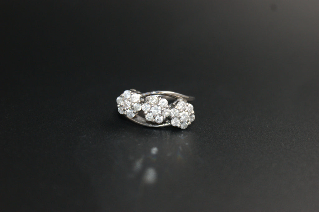068-18ct White Gold Triple Cluster Diamond Ring