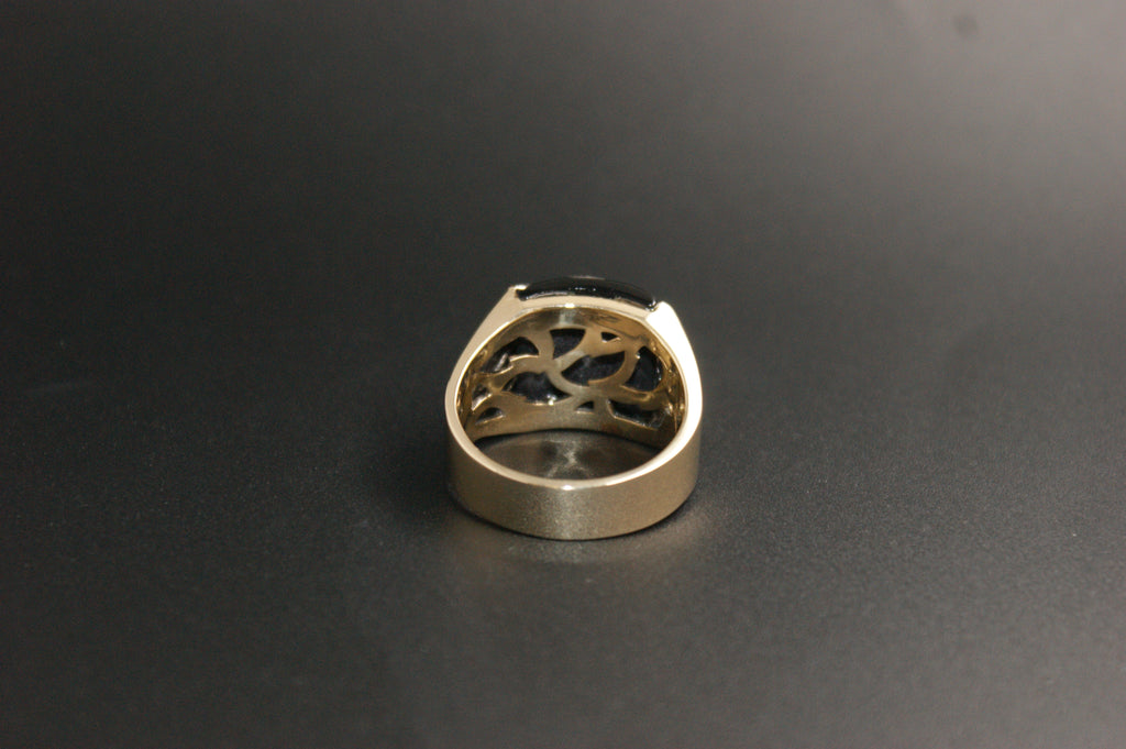071- 14ct Multi-Tone Gold Men's Eagle Signet Ring