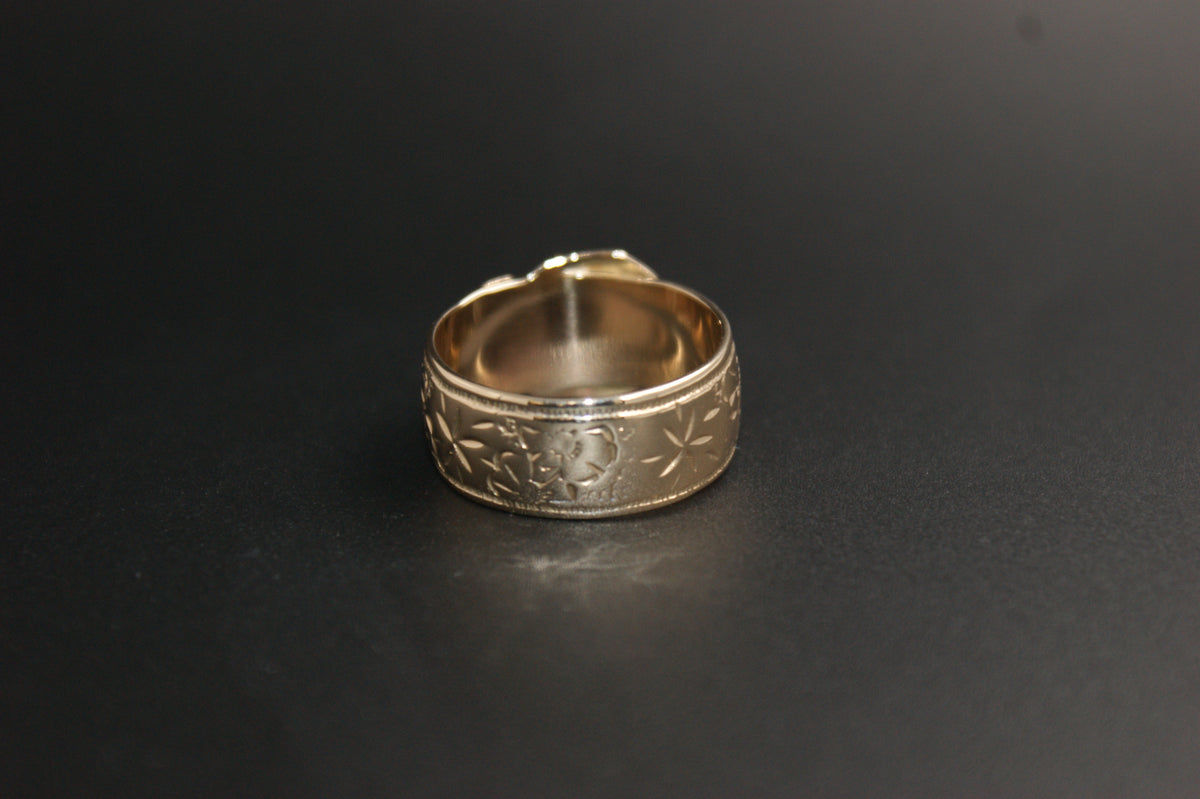 073-9ct Yellow Gold Hand-Engraved Buckle Ring