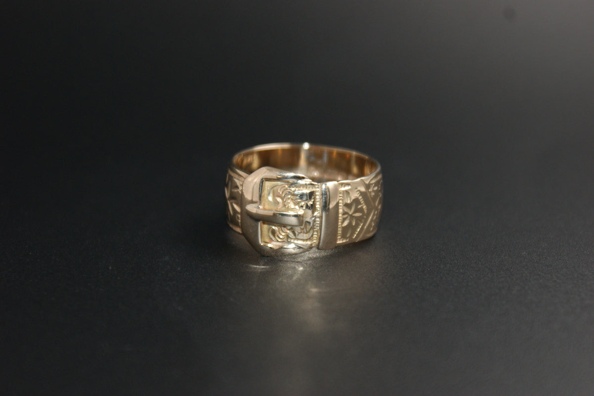 073-9ct Yellow Gold Hand-Engraved Buckle Ring