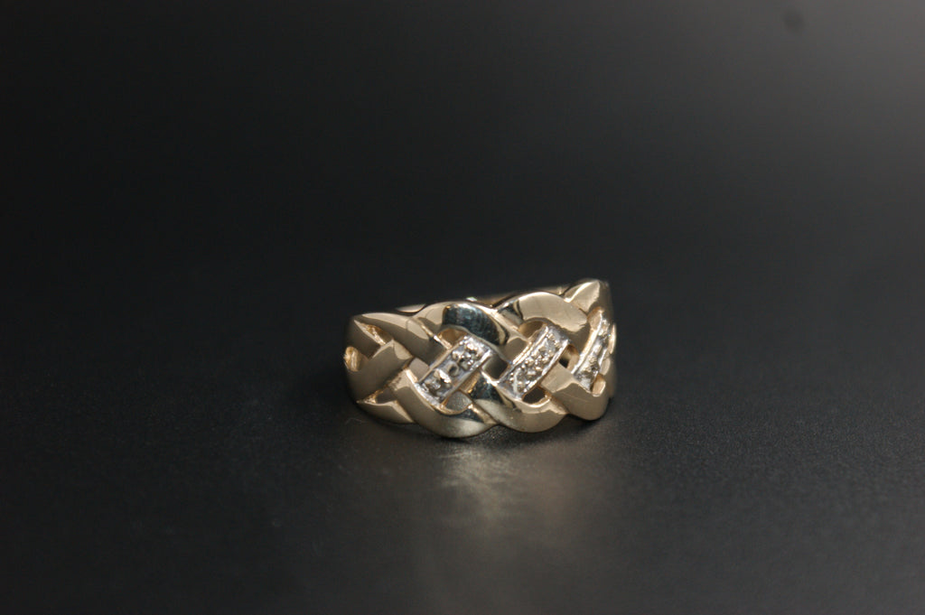 074-9ct Yellow Gold Diamond Celtic Knot Ring