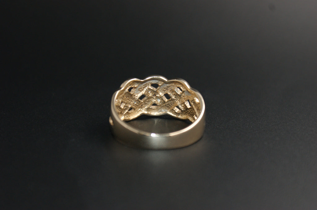 074-9ct Yellow Gold Diamond Celtic Knot Ring