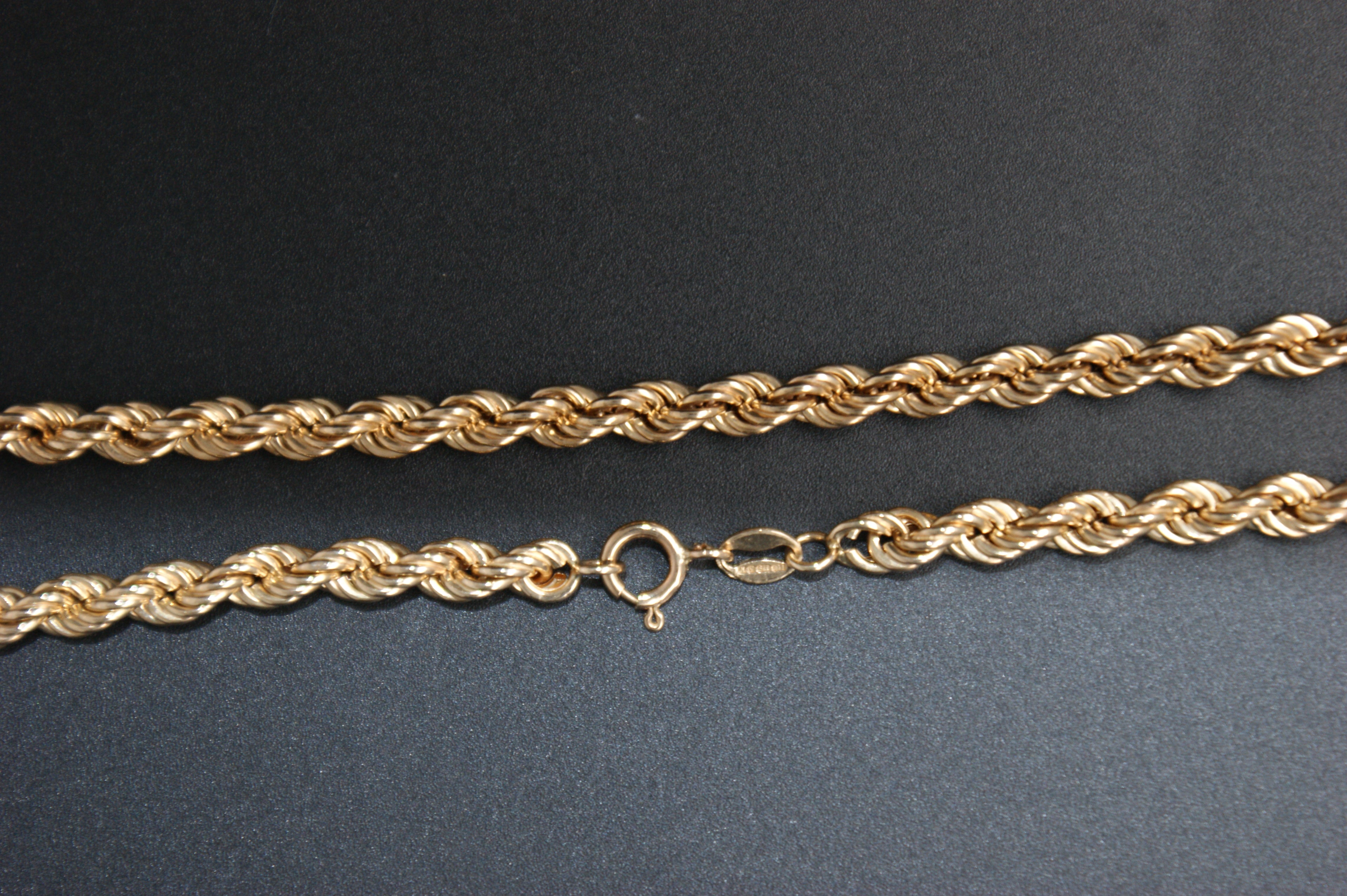 080- 9ct Yellow Gold Diamond-Cut Rope Chain