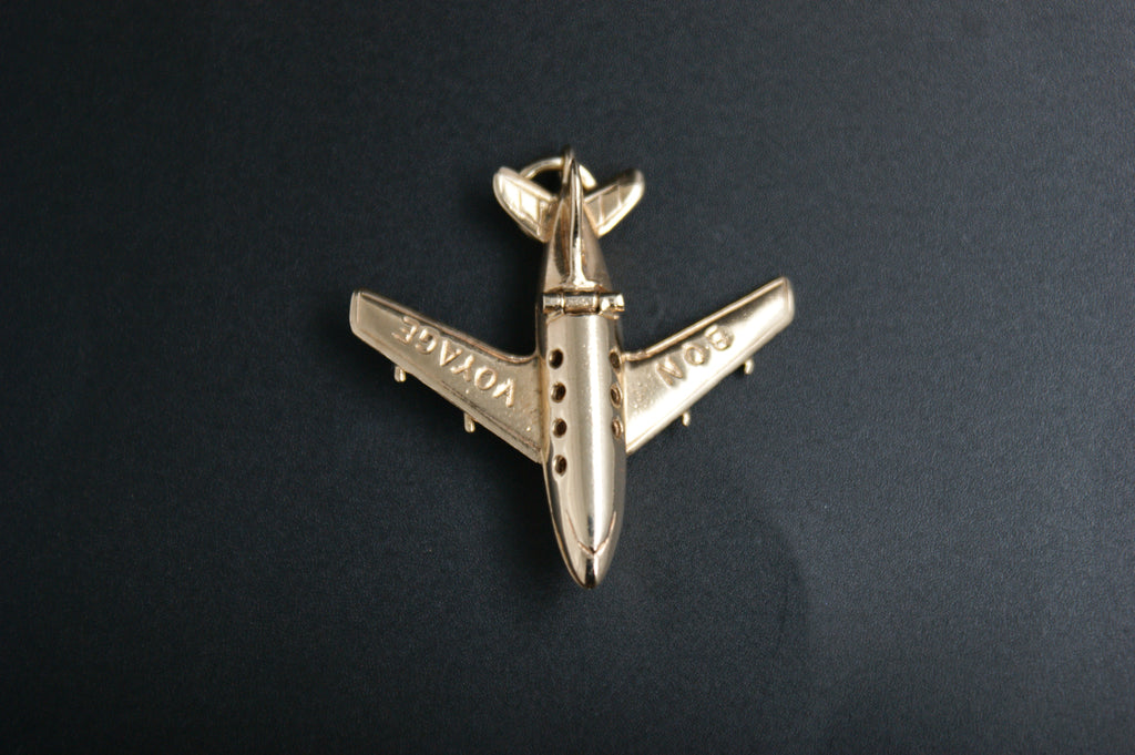 091- 9ct Gold Opening ''Bon Voyage'' Aeroplane Charm