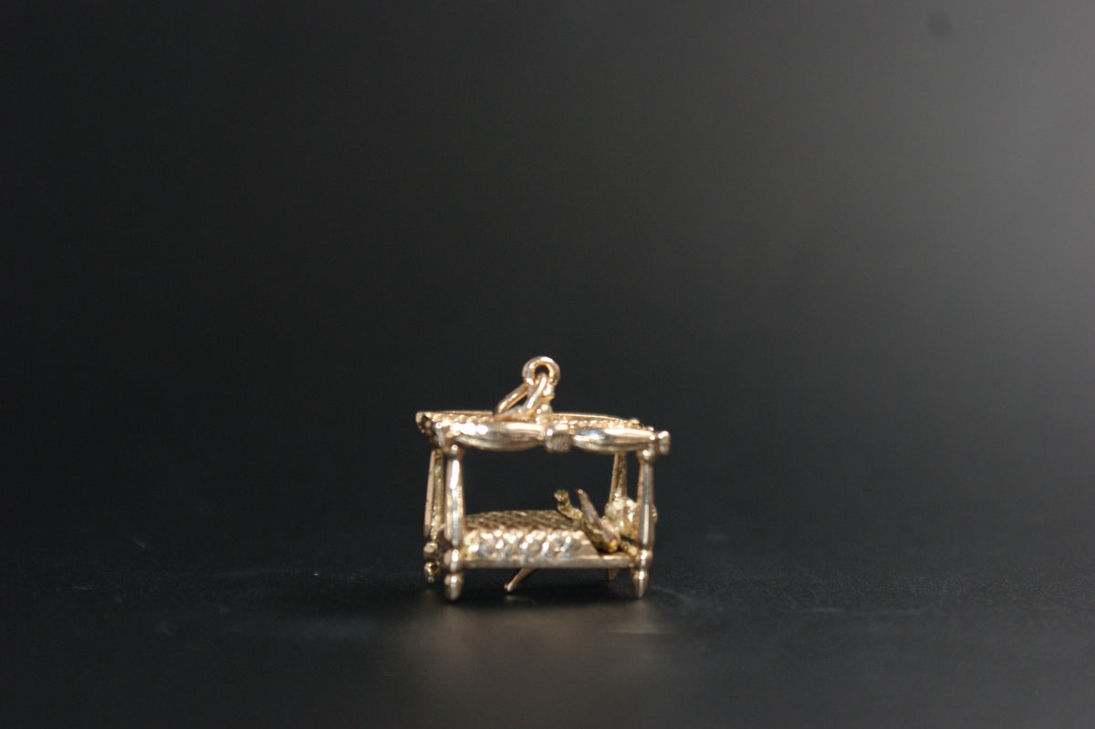 095-Gold Opening Four-Poster Bed Charm