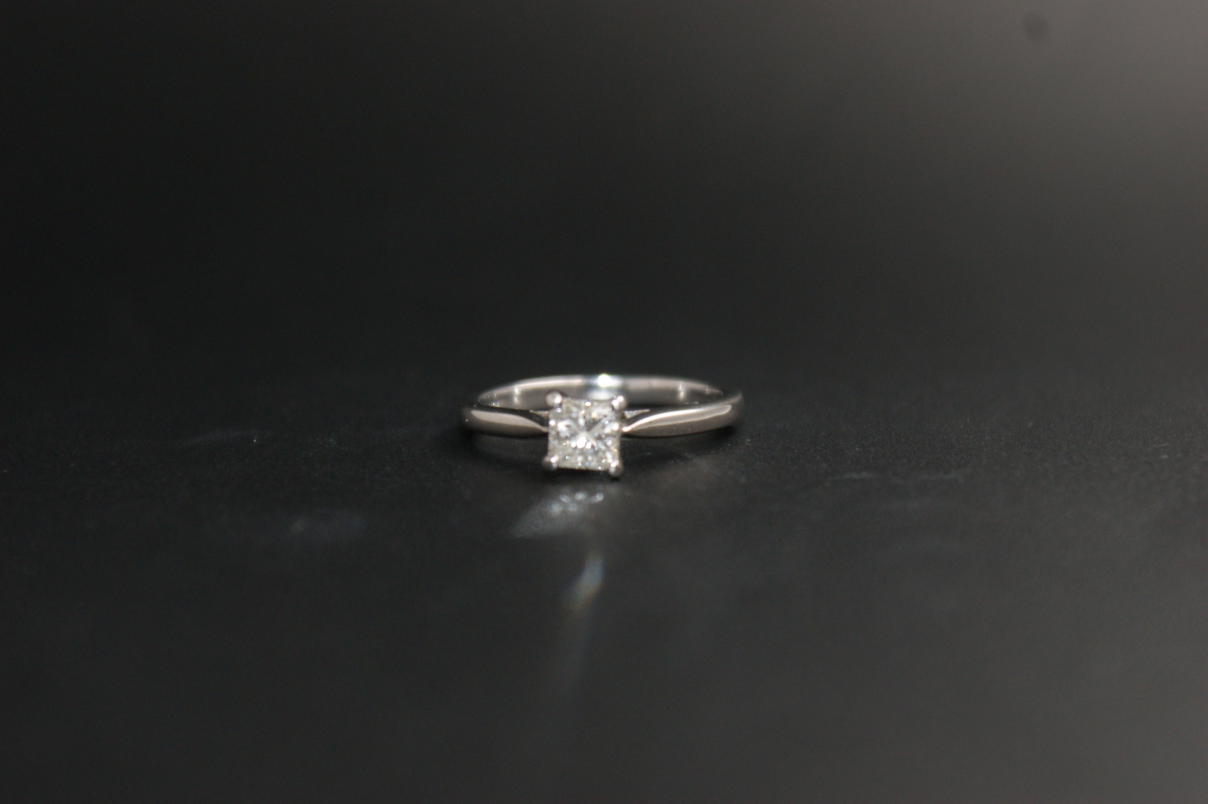 098-18ct White Gold 0.51ct Princess Cut Diamond Solitaire Ring
