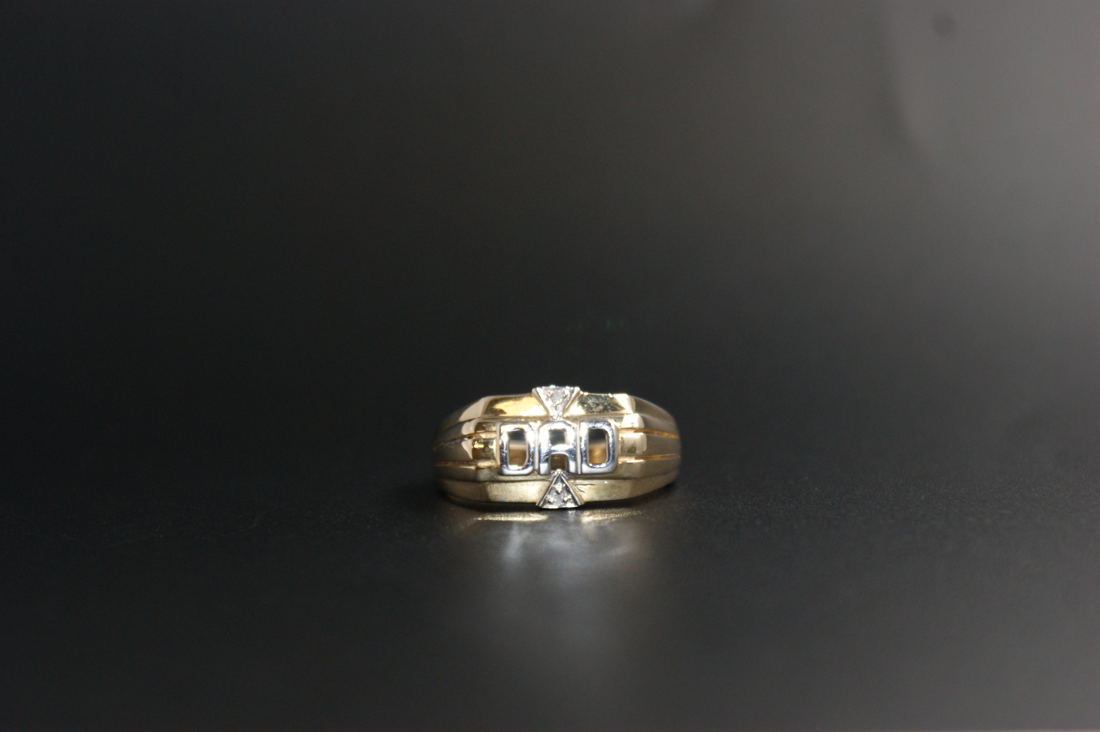 0100- 9ct diamond DAD ring.