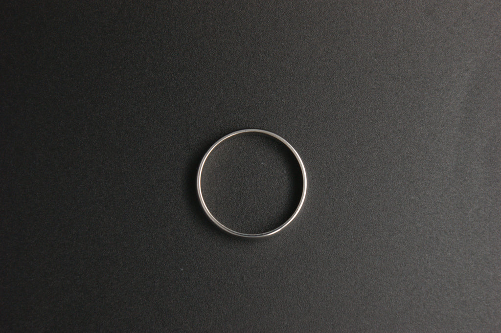 0105- Platinum Plain Court Wedding Band