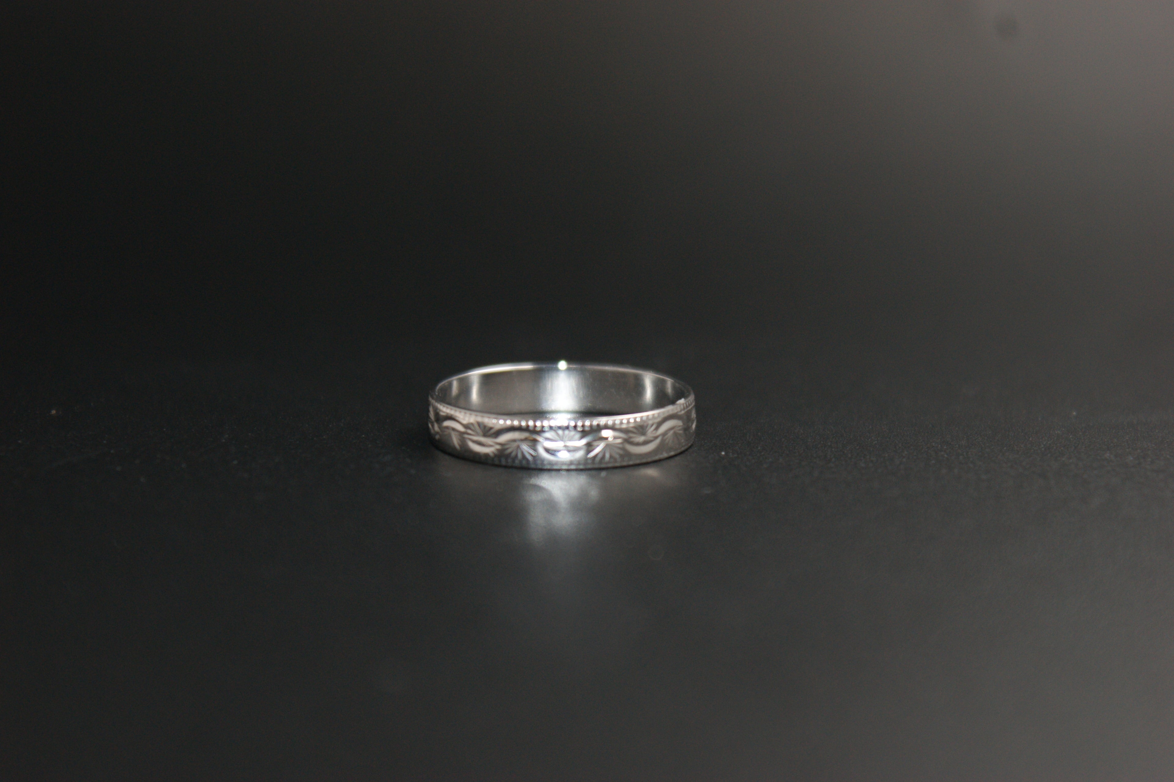 0108- 18ct White Gold Patterned Wedding Ring