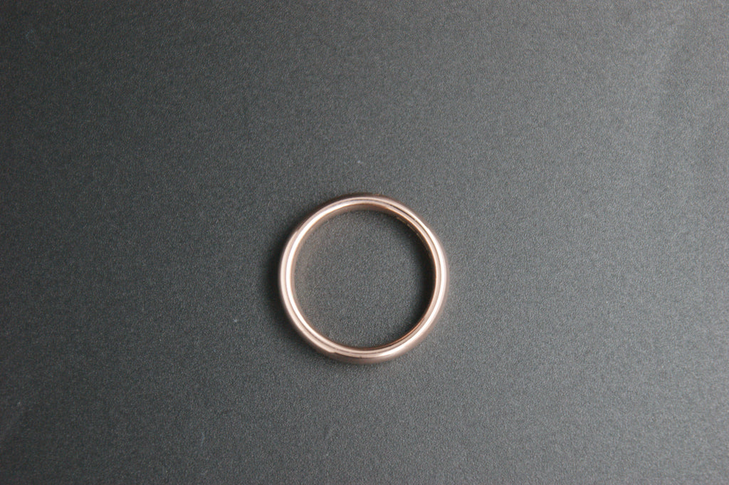 0112- 9ct Rose Gold Plain Court Wedding Band