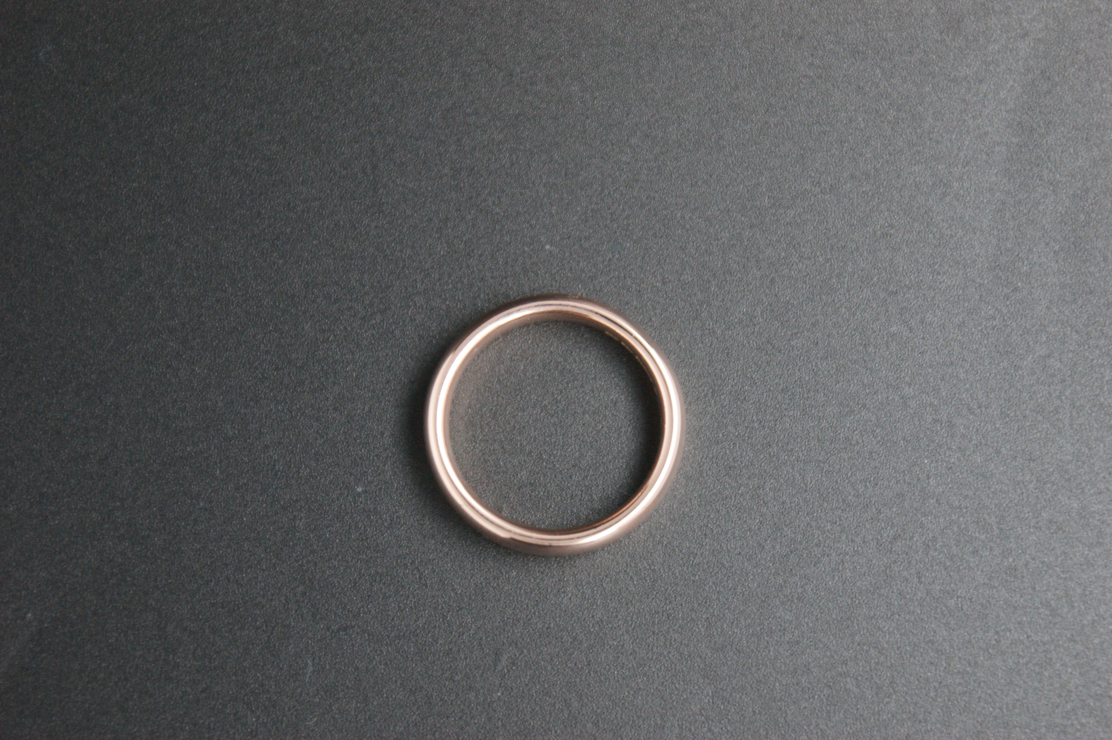 0112- 9ct Rose Gold Plain Court Wedding Band