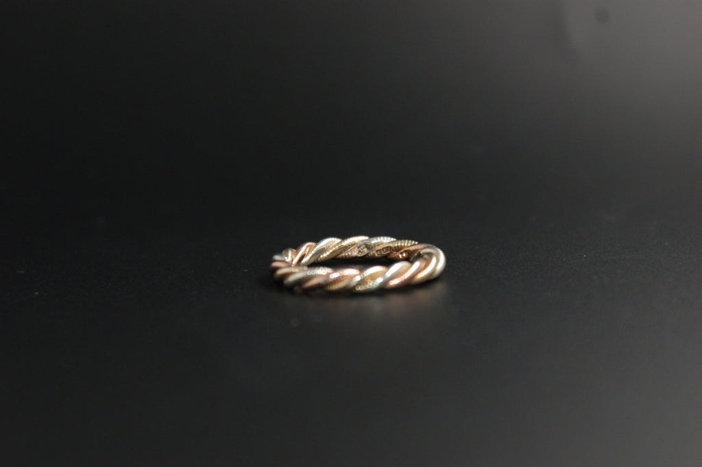 0113- 9ct Three-colour Gold Twisted Rope Band