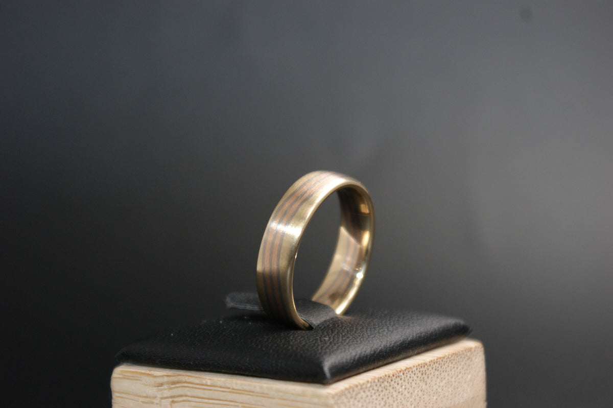 0118- 18ct satin finish wedding band.