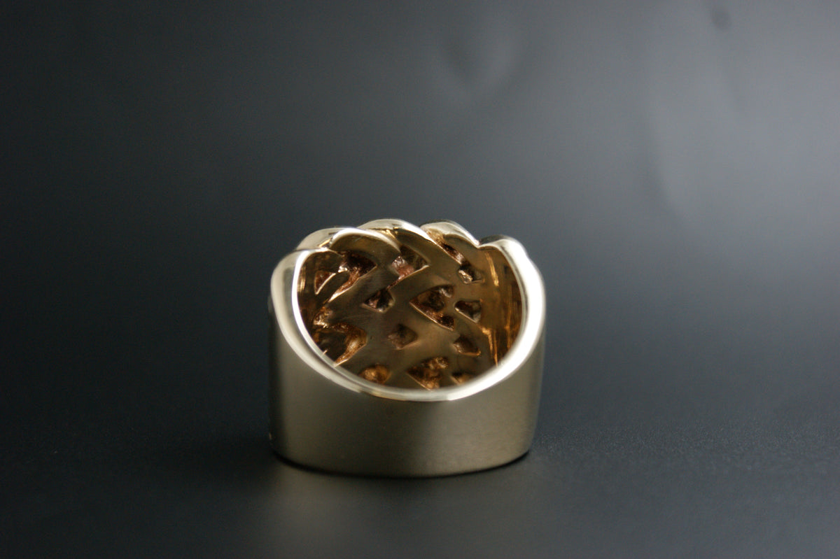 0135- 9ct Woven Keeper Ring