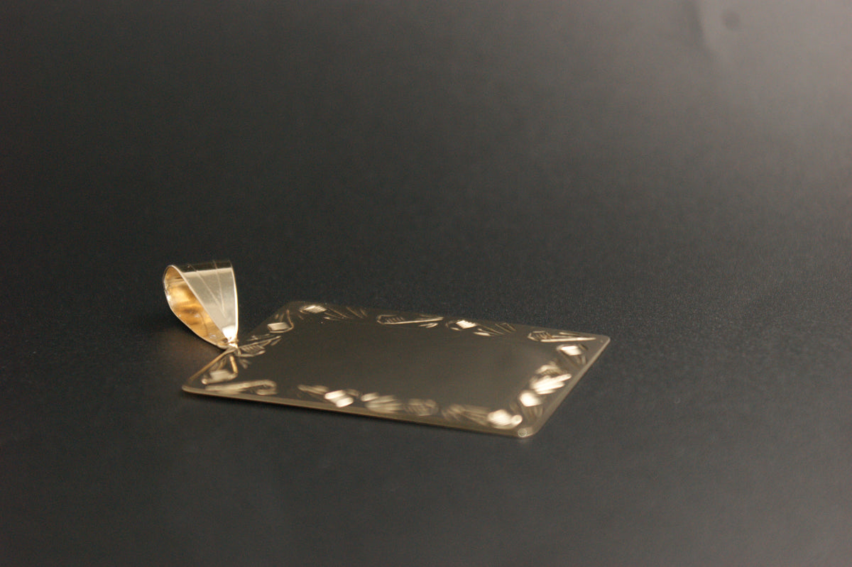 0136-14ct Yellow Gold Rectangular Engraved Ingot Pendant