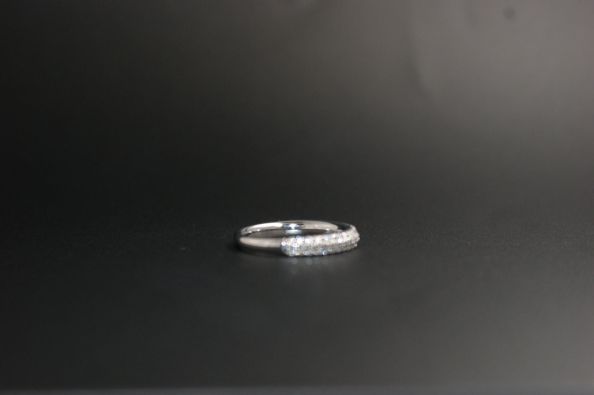 0137-18ct White Gold Vera Wang 0.38ct Diamond Double-Row Band Ring