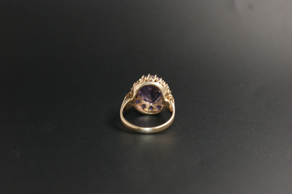0142- 9ct Yellow gold Amethyst Cluster Ring