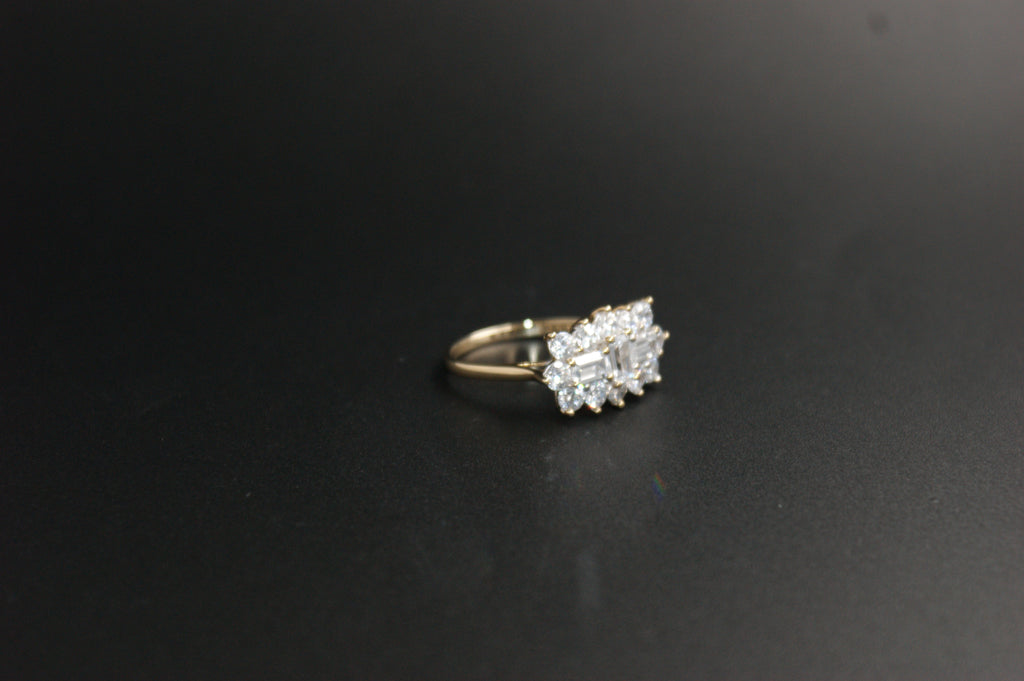 0152-9ct Gold Cubic Zirconia Baguette & Round Cluster Ring